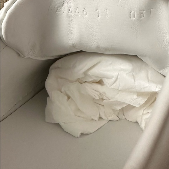 Men’s Gucci Ace White Leather Embroidered Bee Sneakers - NWB - Size G11/US11.5 - Picture 15 of 16